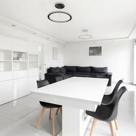 Apartament Paris 3p Renove, Pied Du Metro, Charenton-le-Pont